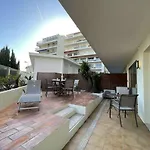 T2 Avec Terrasse, Climatise, Centre-ville Antibes, Proche Et Commerces - Fr-1-252-177 Apartamento