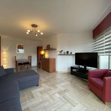 T2 Avec Terrasse, Climatisé, Centre-ville Antibes, Proche Et Commerces - Fr-1-252-177 *