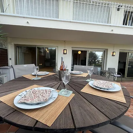 Apartman T2 Avec Terrasse, Climatise, Centre-ville Antibes, Proche Et Commerces - Fr-1-252-177 *
